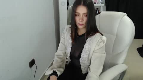 Melannie online show from 01-30-25, 02:36