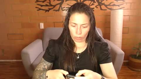 Snapshot of melanny_69 chatting on 11-20-25, 11:21 Melanny online show from 11-20-25, 11:21