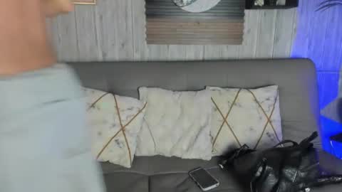 Snapshot of melany_27 chatting on 10-02-25, 03:19 Melany online show from 10-02-25, 03:19
