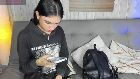 Snapshot of melany_27 chatting on 10-04-25, 02:37 Melany online show from 10-04-25, 02:37