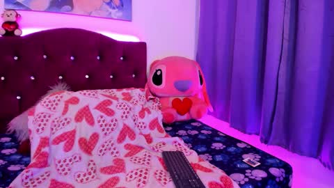 Snapshot of melany__cherry chatting on 03-10-26, 10:04 Melany online show from 03-10-26, 10:04