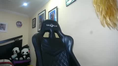 melany online show from 03-03-25, 03:53