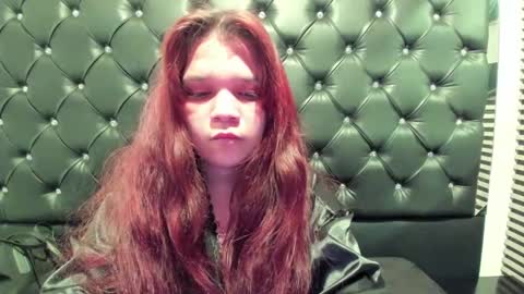 Snapshot of melanyanal_ chatting on 10-29-25, 03:03 MelanyAnal online show from 10-29-25, 03:03