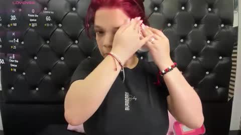 Snapshot of melanyanal_ chatting on 12-19-25, 03:08 MelanyAnal online show from 12-19-25, 03:08