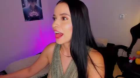 melanyrouse1 online show from 06-12-26, 07:35