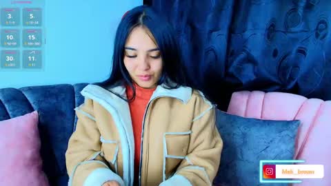    Independent model online show from 09-21-25, 06:37