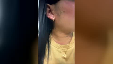 MELIE online show from 04-01-26, 10:49
