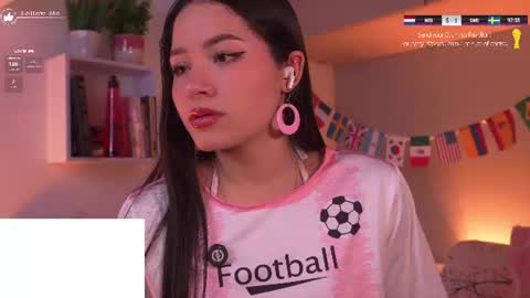 Snapshot of meliflua_a chatting on 06-20-26, 06:54 Meli online show from 06-20-26, 06:54