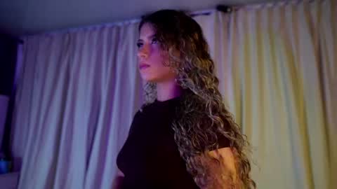 MelinaSmith  online show from 06-21-26, 10:01