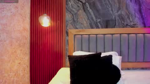 Snapshot of melinacruzz chatting on 02-21-26, 08:10 Mel online show from 02-21-26, 08:10