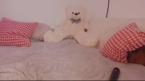 Snapshot of melinamars_ chatting on 02-09-25, 02:18 Melina online show from 02-09-25, 02:18