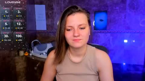 Melinda online show from 06-25-26, 01:49