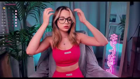 Snapshot of melisa_ginger chatting on 02-12-25, 09:20 Im Melisa 3 online show from 02-12-25, 09:20