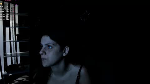 Melissa online show from 10-12-25, 01:43