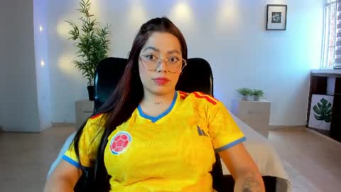 Snapshot of melisasotoo chatting on 06-17-26, 07:48 Melissa Everyday From 1430 to 2130 Col Time online show from 06-17-26, 07:48