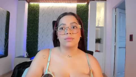 Snapshot of melisasotoo chatting on 07-19-26, 11:25 Melissa Everyday From 1430 to 2130 Col Time online show from 07-19-26, 11:25