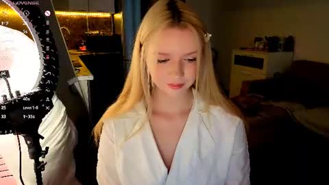 Mel or Lissa 3 Welcome here online show from 07-15-26, 06:13