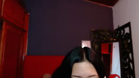 Snapshot of melissa_dolce chatting on 07-15-26, 01:27 michell online show from 07-15-26, 01:27