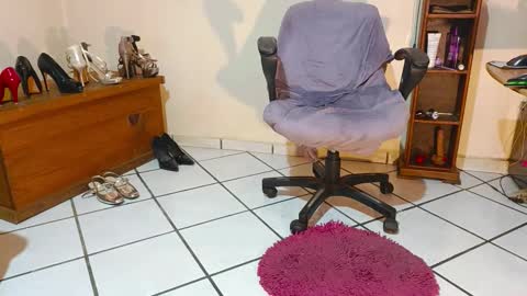 melissa online show from 10-24-25, 08:11