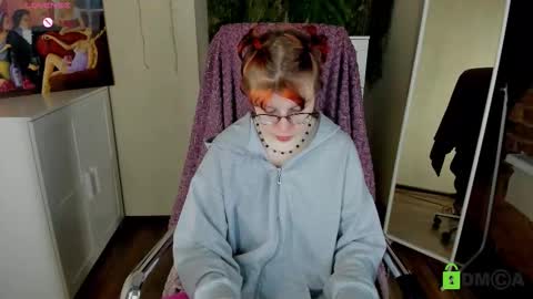 Melissa online show from 11-14-25, 03:44