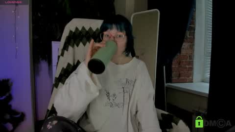 Melissa online show from 04-30-26, 02:56