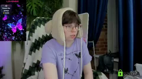 Melissa online show from 07-27-26, 12:06