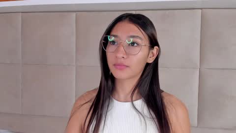 Snapshot of melissacute50 chatting on 12-23-24, 01:24 Meli online show from 12-23-24, 01:24