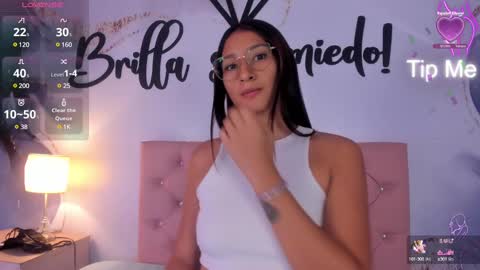 Snapshot of melissacute50 chatting on 01-21-25, 02:37 Meli online show from 01-21-25, 02:37
