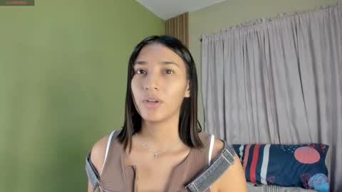 Snapshot of melissacute50 chatting on 10-19-25, 02:45 Meli online show from 10-19-25, 02:45
