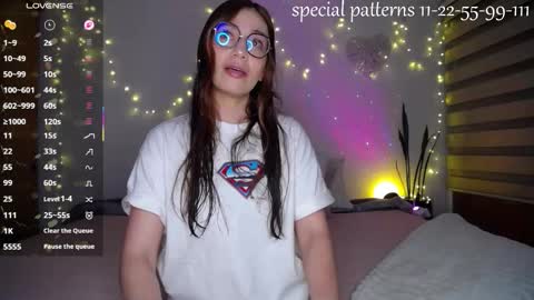 Snapshot of melissalopez27 chatting on 02-03-26, 01:04 Melissa Lopez online show from 02-03-26, 01:04