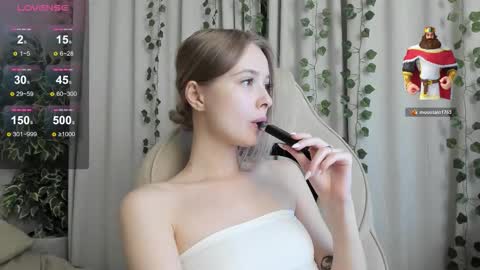 Snapshot of mell_milles chatting on 11-02-25, 02:30 mell milles online show from 11-02-25, 02:30