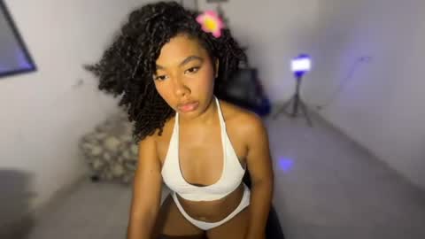mell_rossi online show from 06-14-26, 09:17