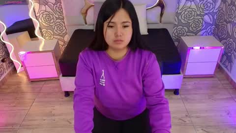 Snapshot of mellani_tay chatting on 01-19-25, 03:08 Mellani  online show from 01-19-25, 03:08