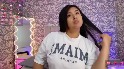 Snapshot of mellani_tay chatting on 01-22-25, 09:13 Mellani  online show from 01-22-25, 09:13