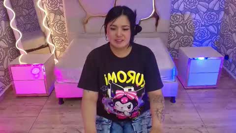 Snapshot of mellani_tay chatting on 03-05-25, 03:18 Mellani  online show from 03-05-25, 03:18