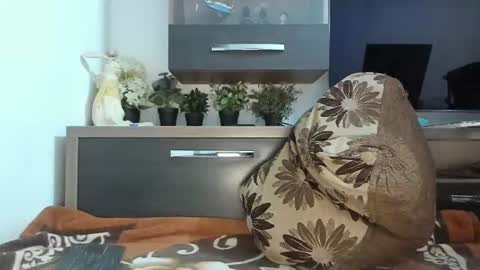 MellyMell  online show from 07-14-26, 02:05