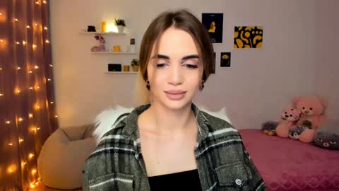 Tessa online show from 12-08-24, 09:08