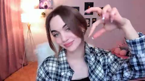 Tessa online show from 02-25-25, 09:46