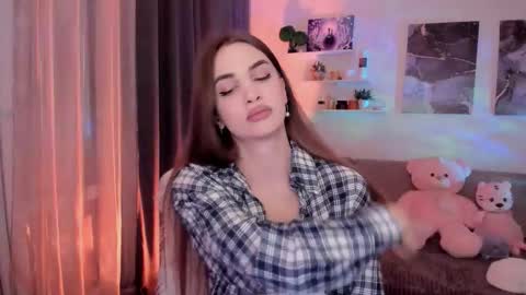 Tessa online show from 02-19-26, 03:35