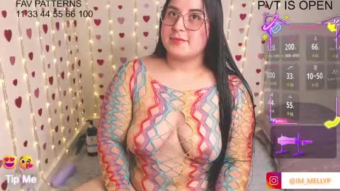 Snapshot of melly_parkerr chatting on 05-09-26, 10:37 Mellissa OnlyFans online show from 05-09-26, 10:37