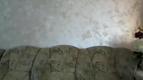 Snapshot of melly_rosey chatting on 07-17-26, 07:15 Melly online show from 07-17-26, 07:15