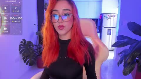 Snapshot of melodie_roy chatting on 03-04-26, 09:21 Melodie Roy 999 online show from 03-04-26, 09:21