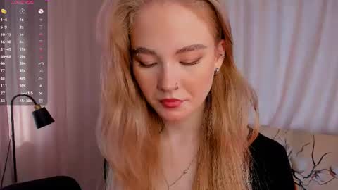 Snapshot of melodievejar chatting on 07-07-26, 04:26 melodievejar online show from 07-07-26, 04:26
