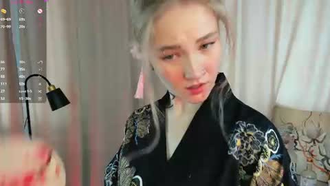 Snapshot of melodievejar chatting on 07-14-26, 10:21 melodievejar online show from 07-14-26, 10:21