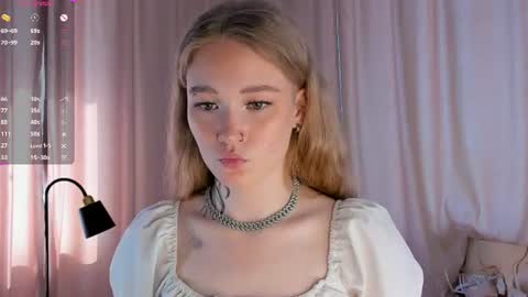 Snapshot of melodievejar chatting on 07-23-26, 04:54 melodievejar online show from 07-23-26, 04:54