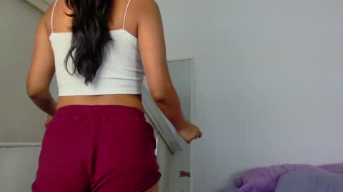 Snapshot of melody24_ chatting on 01-15-25, 08:26 melody24_ online show from 01-15-25, 08:26