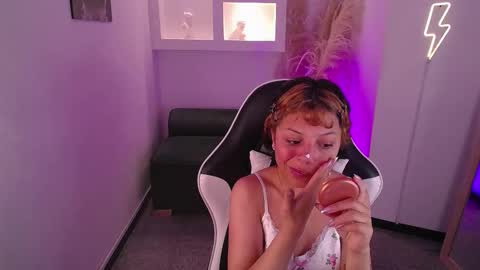 Snapshot of melody701583as chatting on 02-27-26, 12:49 melody701583as online show from 02-27-26, 12:49