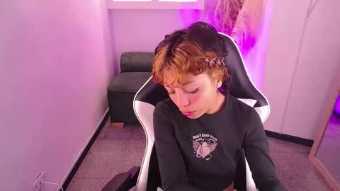 Snapshot of melody701583as chatting on 03-02-26, 01:07 melody701583as online show from 03-02-26, 01:07