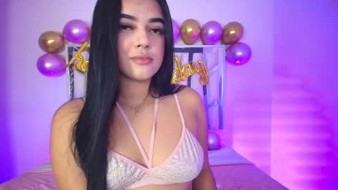 Snapshot of melody__77 chatting on 09-09-25, 06:51 online show from 09-09-25, 06:51