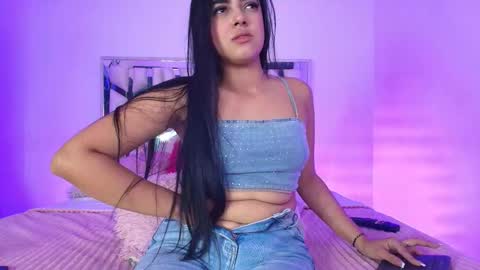 Snapshot of melody__77 chatting on 01-11-26, 10:09 online show from 01-11-26, 10:09